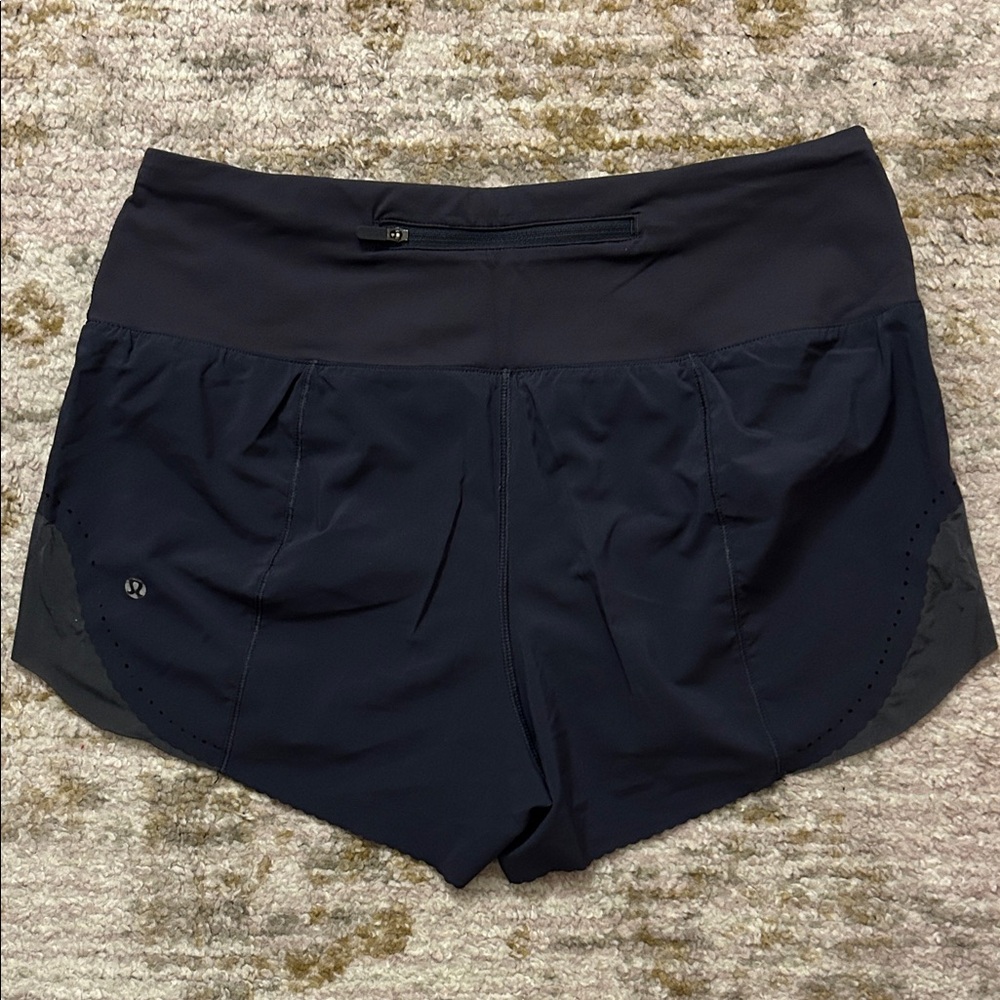 Lululemon athletica Speed Up gray shorts